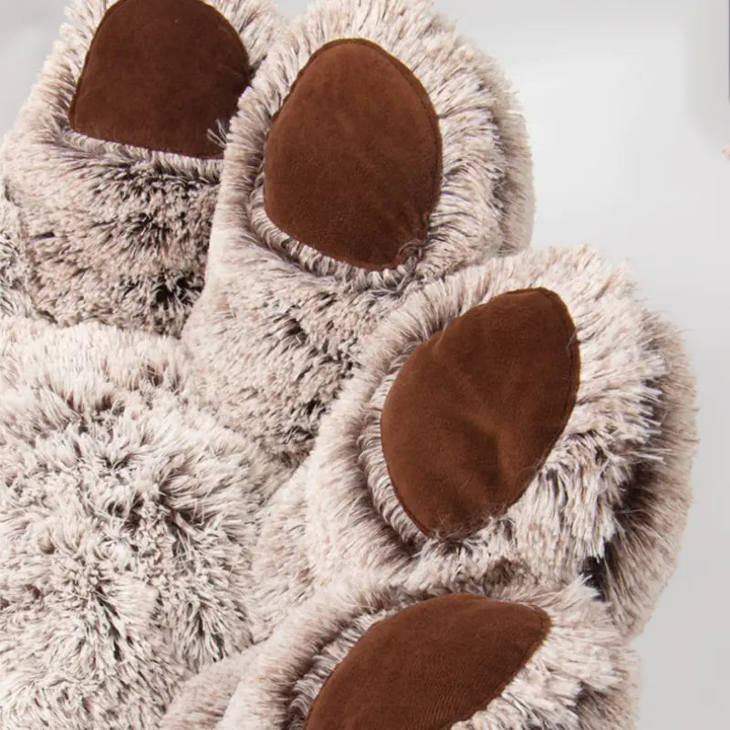 Pet Bear Paw-Shaped  Bed